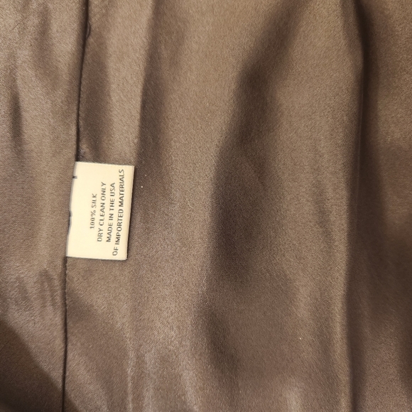 EMPRY BEE 100% Silk Imported size Large - Picture 7 of 10